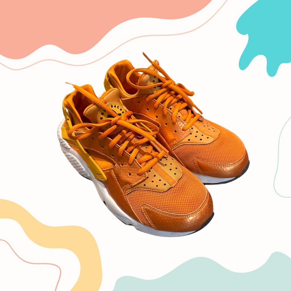 Nike Air Huarache Gold Shoes size US 9.5